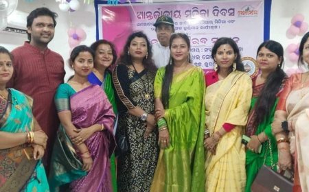 କର୍କଟ ପୀଡ଼ିତ ଶ୍ରୀକାନ୍ତ ନାୟକ ଙ୍କୁ ସମାଜ ମଙ୍ଗଳ ହୁଣ୍ଡିରୁ ୧୫ ହଜାର ଟଙ୍କା ସହାୟତା ପ୍ରଦାନ