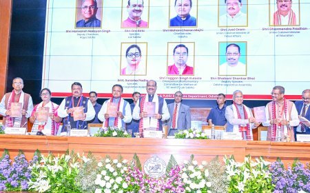 ଅନୁସୂଚିତ ଜାତି ଓ ଅନୁସୂଚିତ ଜନଜାତି କଲ୍ୟାଣ ସମ୍ବନ୍ଧିତ ସଂସଦୀୟ ଏବଂ ବିଭିନ୍ନ ରାଜ୍ୟ/ କେନ୍ଦ୍ର ଶାସିତ ଅଞ୍ଚଳର କମିଟିର ଅଧ୍ୟକ୍ଷ ଓ ସଦସ୍ୟ ଗଣଙ୍କ ଜାତୀୟ ସମ୍ମିଳନୀ ଉଦ୍‌ଘାଟିତ