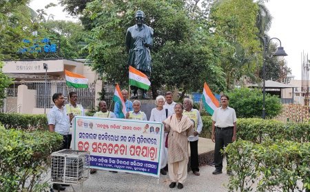 ଷୋଳସ ଦିନରେ ମଦମୁକ୍ତ ଓଡ଼ିଶା ଦାବିରେ ତ୍ରିରଙ୍ଗା ଯାତ୍ରା